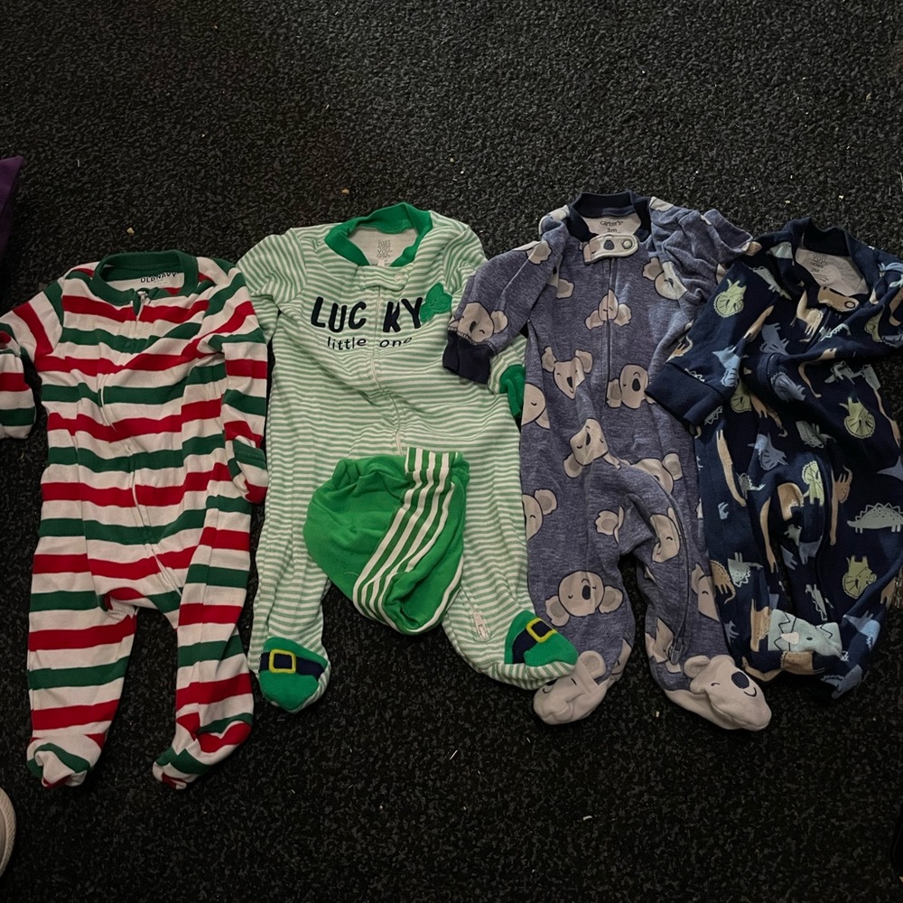 Baby sleepers 0-3 minths